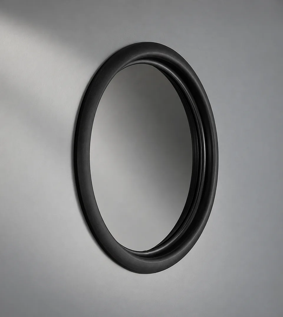 Round vision panel in a steel leaf