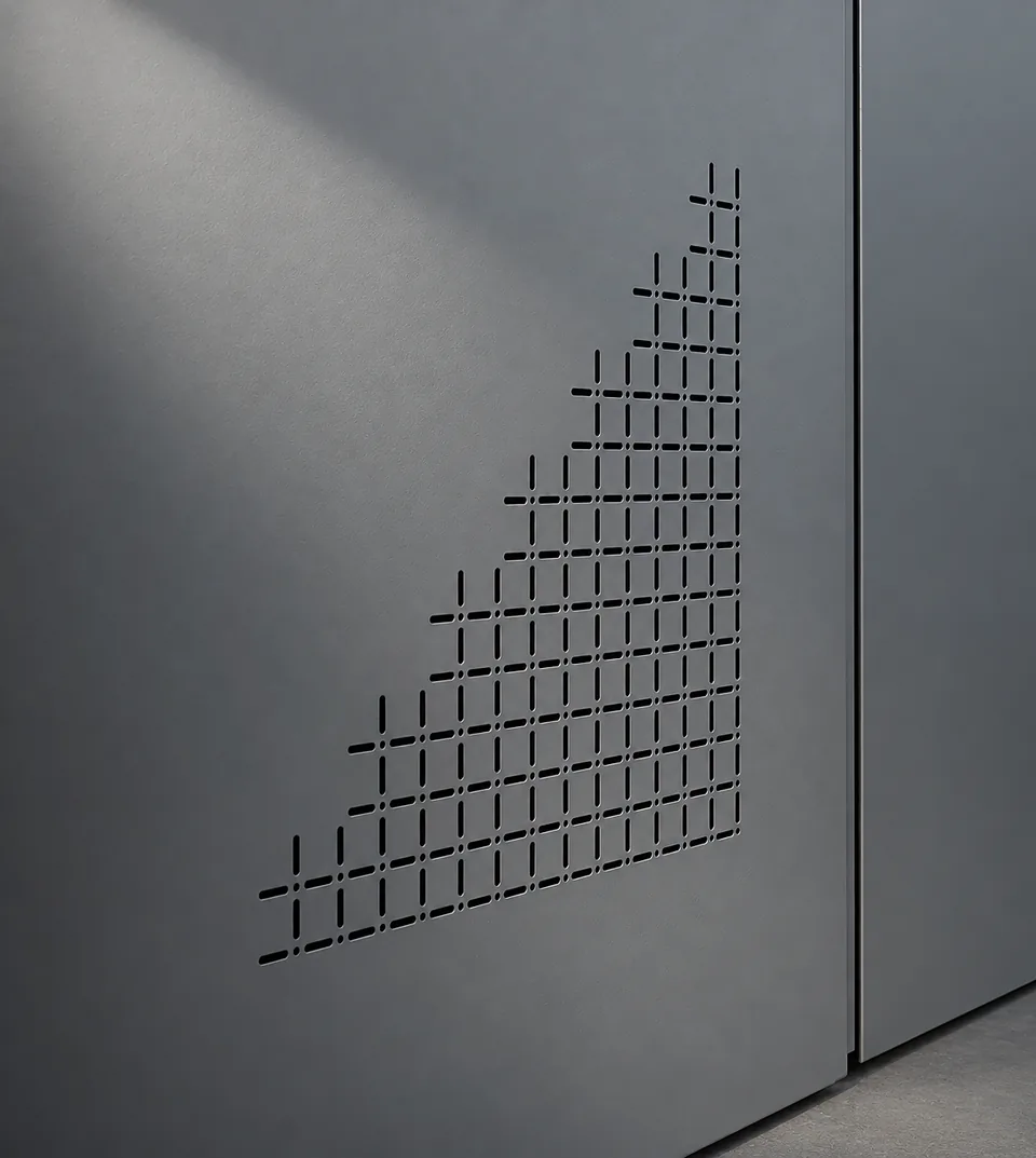 Perforated ventilation insert in the leaf